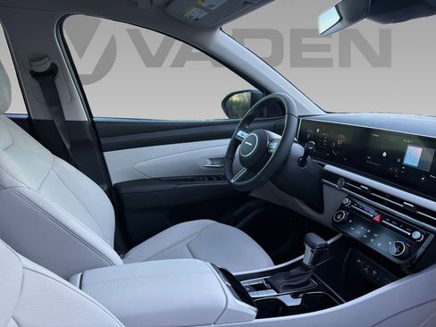 New 2026 Hyundai Tucson SEL FWD image 9