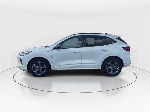 Used 2024 Ford Escape ST-Line w/ Equipment Group 301A image 5