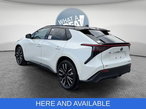 New 2026 Toyota bZ FWD image 5