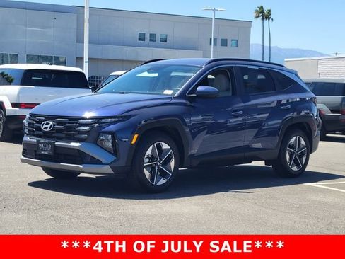 Used 2025 Hyundai Tucson SEL FWD image 2