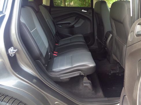 Used 2015 Ford Escape SE w/ Equipment Group 201A image 20