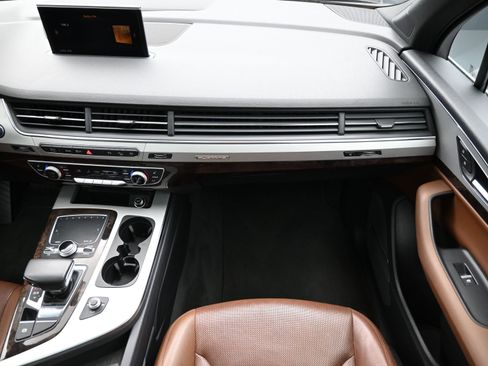 Used 2018 Audi Q7 2.0T Premium Plus w/ Premium Plus Package image 39