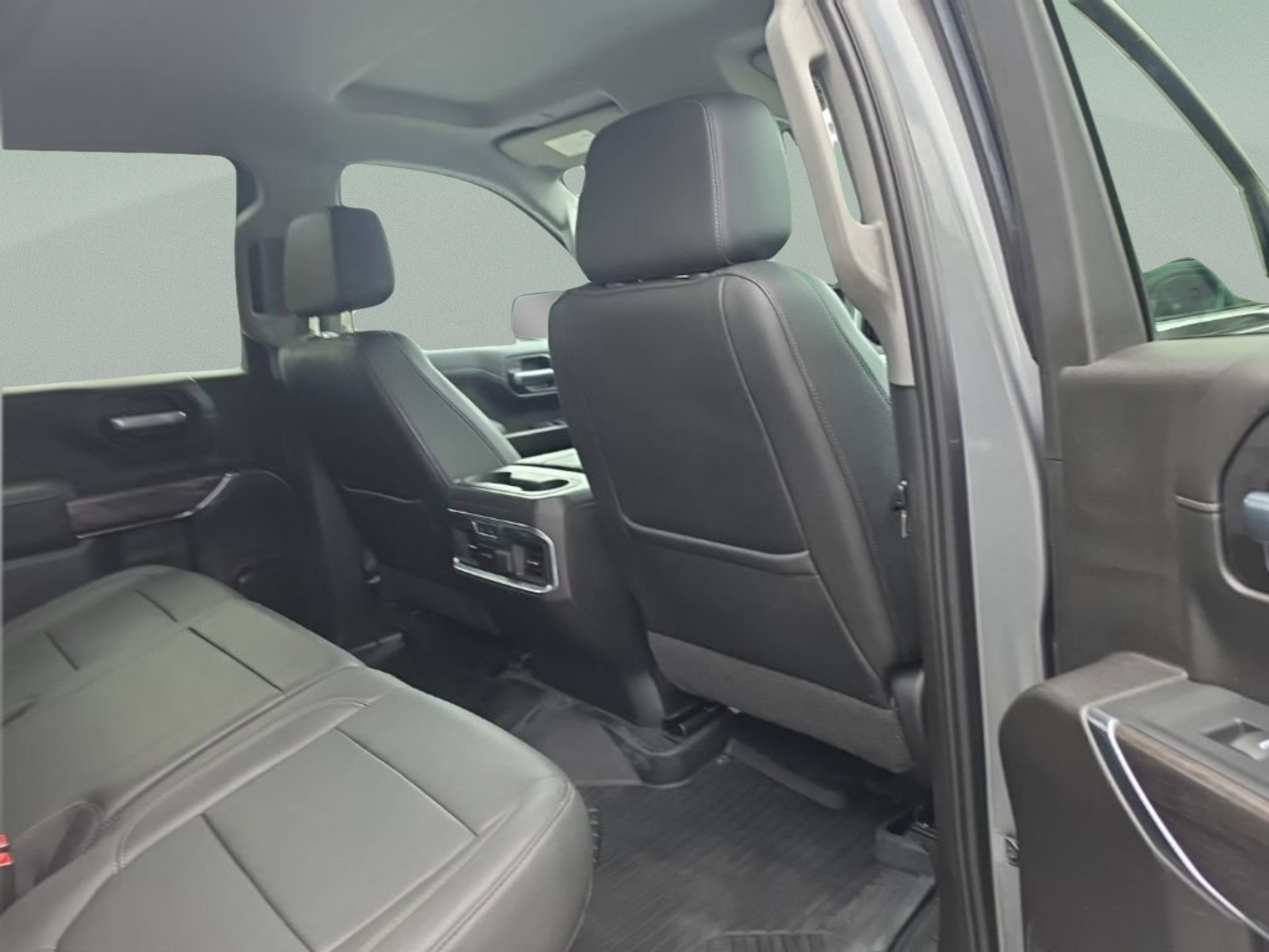Used 2021 Chevrolet Silverado 1500 LTZ AWD/4WD image 30