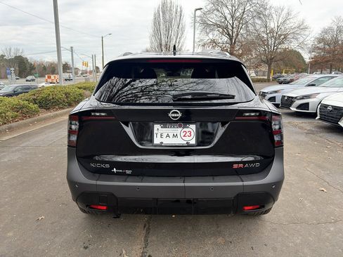 New 2026 Nissan Kicks SR w/ SR Premium Package image 6