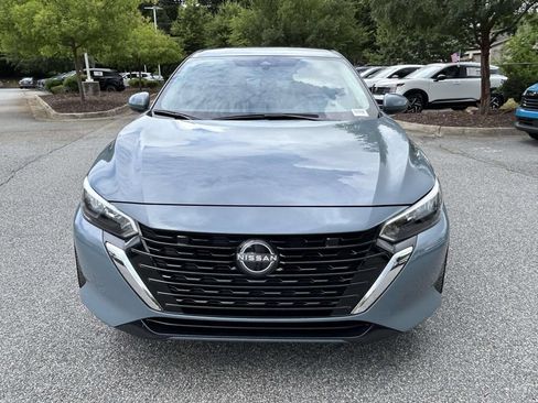 Used 2025 Nissan Sentra SV w/ All-Weather Package FWD image 8