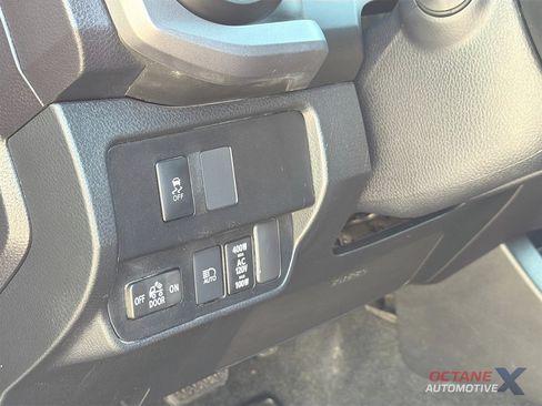 Used 2021 Toyota Tacoma TRD Sport AWD/4WD image 10