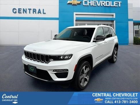 Used 2023 Jeep Grand Cherokee Limited AWD/4WD image 1