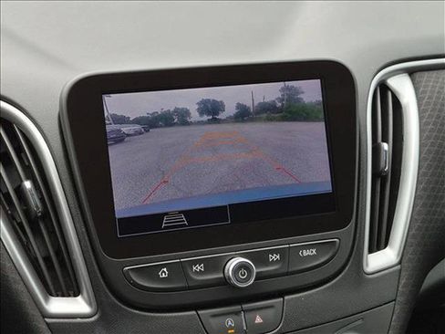 Used 2024 Chevrolet Malibu LT FWD image 13