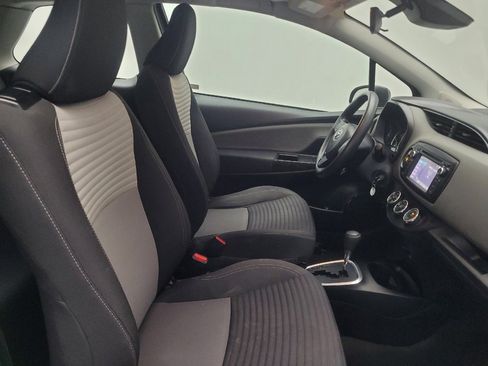 Used 2018 Toyota Yaris LE image 21