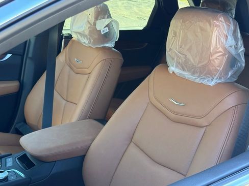 New 2026 Cadillac XT5 Premium Luxury w/ Driver Assist Package image 17