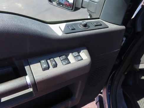 Used 2012 Ford F250 Lariat w/ Lariat Ultimate Pkg AWD/4WD image 22
