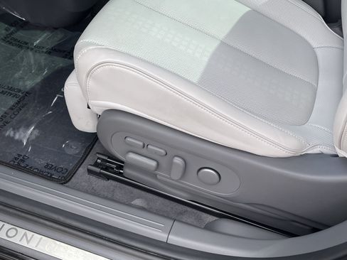 Certified 2023 Hyundai Ioniq 5 Limited AWD/4WD image 18