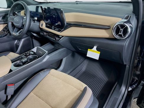 New 2026 Chevrolet Equinox ACTIV w/ Safety and Technology Package image 29