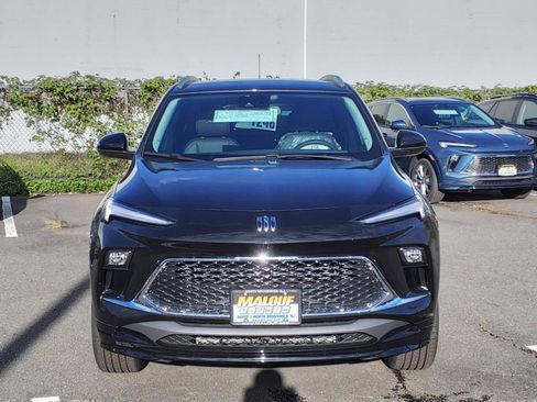 Certified 2024 Buick Encore GX Avenir w/ Avenir Convenience Package image 2