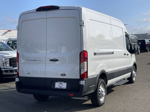 New 2025 Ford Transit 250 148 Medium Roof Extended AWD image 6