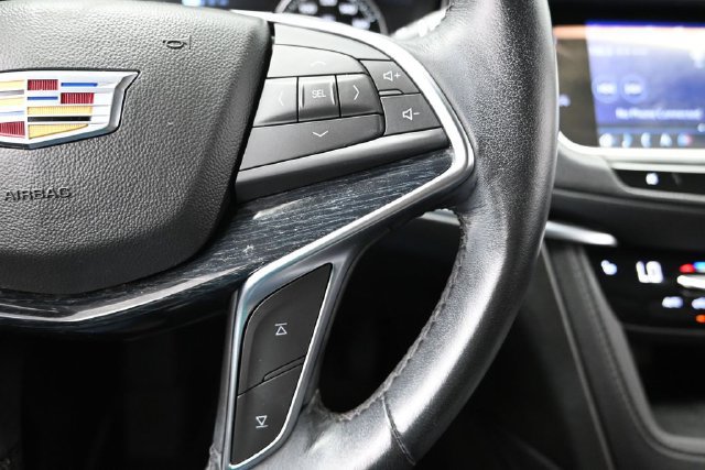 Used 2024 Cadillac XT5 Premium Luxury w/ LPO, Floor Liner Package AWD/4WD image 28