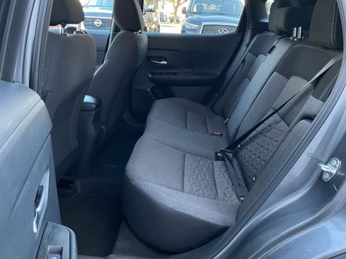 Used 2025 Nissan Kicks SV image 15