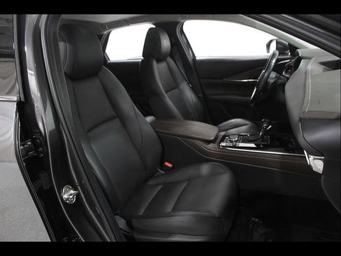 Used 2023 MAZDA CX-30 AWD 2.5 S w/ Premium Package image 16