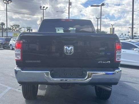 Used 2024 RAM 2500 Big Horn w/ Bed Utility Group image 7