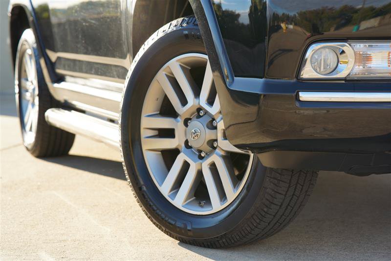 Used 2011 Toyota 4Runner Limited AWD/4WD image 11
