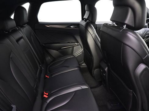Used 2018 Lincoln MKC Premiere FWD image 16