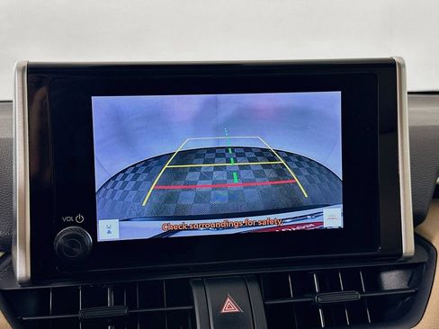 Certified 2025 Toyota RAV4 XLE w/ Convenience Package AWD/4WD image 14