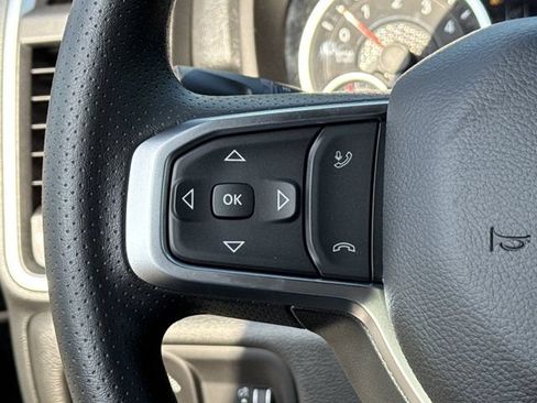 New 2026 RAM 1500 Express AWD/4WD image 23