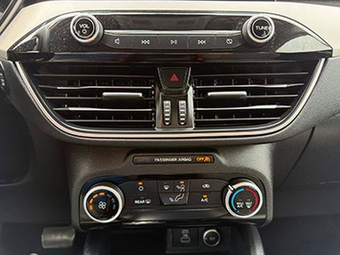 Used 2021 Ford Escape SE FWD image 15