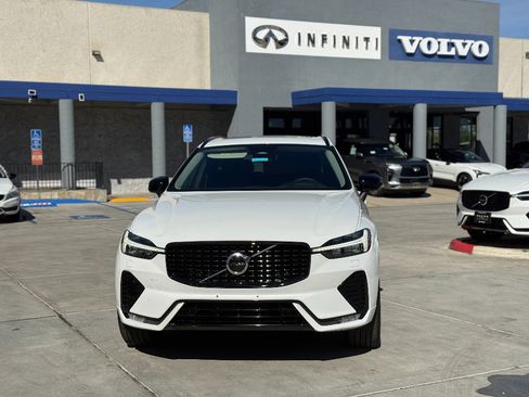 New 2025 Volvo XC60 B5 Core w/ Climate Package image 2
