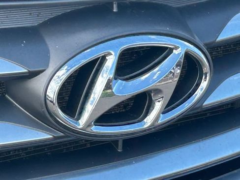 Used 2018 Hyundai Santa Fe Sport AWD/4WD image 10