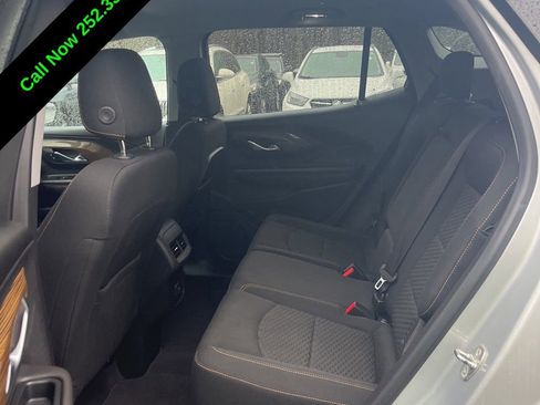 Used 2020 GMC Terrain SLE image 4