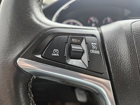 Certified 2022 Buick Encore Preferred w/ Safety Package image 29