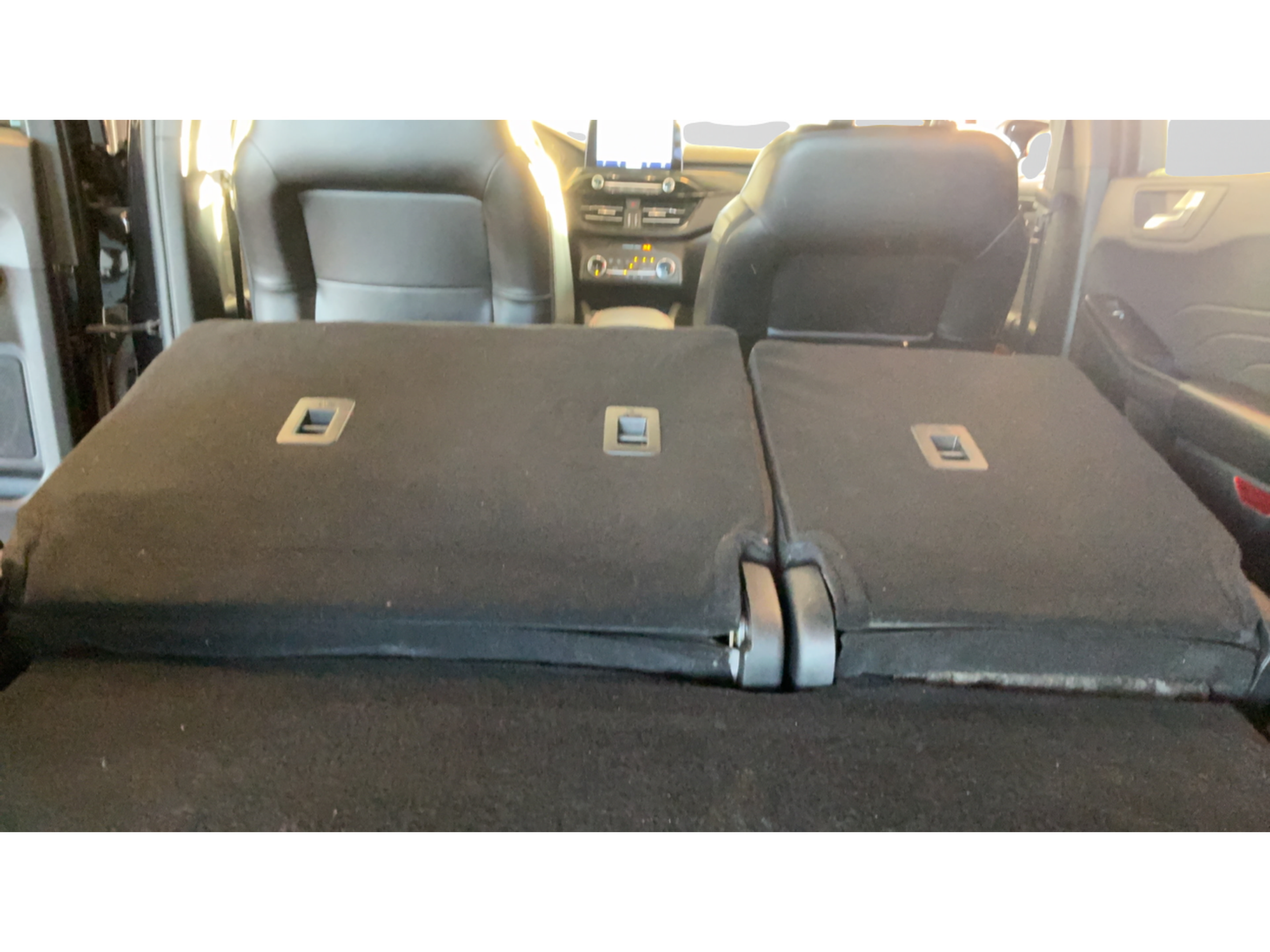 Used 2025 Ford Escape ST-Line Select AWD/4WD image 33