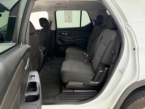 Used 2020 Chevrolet Traverse LT AWD/4WD image 15