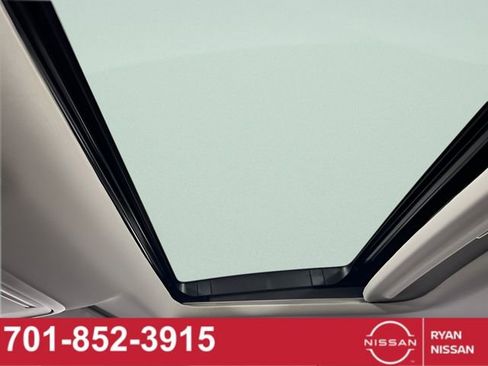 Used 2024 Honda Civic Touring image 27