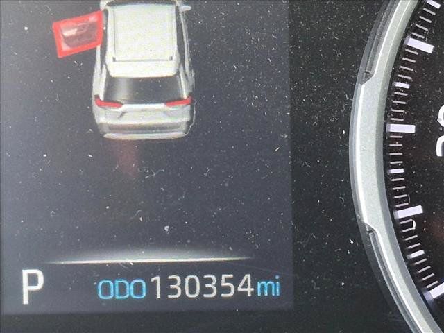 Used 2020 Toyota RAV4 XLE w/ Convenience Package AWD/4WD image 11