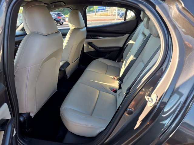Used 2019 MAZDA MAZDA3 AWD Hatchback image 11