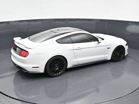 Used 2018 Ford Mustang GT Premium w/ Equipment Group 401A RWD image 19