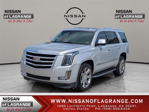 Used 2019 Cadillac Escalade Luxury image 1