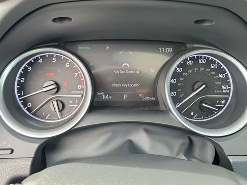 Certified 2023 Toyota Camry XLE FWD image 13