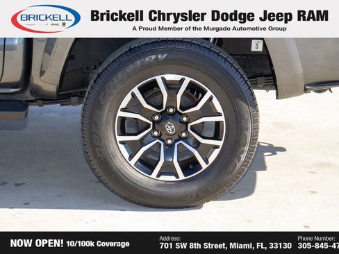 Used 2022 Toyota Tacoma TRD Sport w/ Technology Package image 35