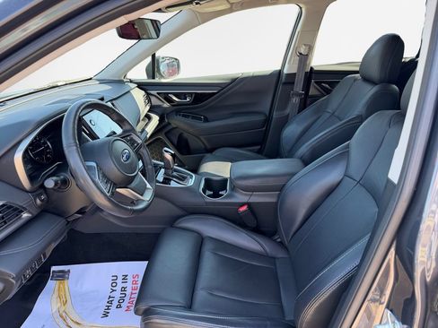 Used 2024 Subaru Outback Limited AWD/4WD image 12