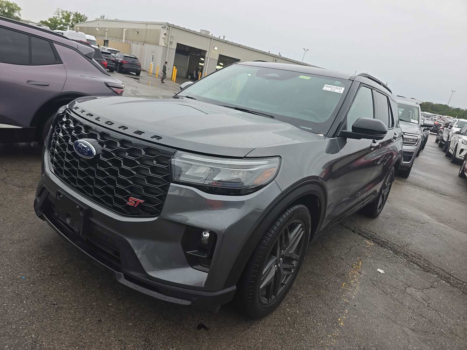 Used 2025 Ford Explorer ST w/ Sun And Sound Package AWD/4WD image 6