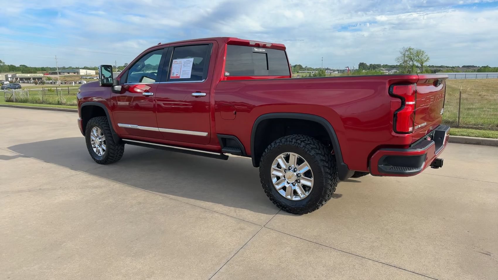 Used 2026 Chevrolet Silverado 2500 High Country w/ High Country Premium Package AWD/4WD image 5