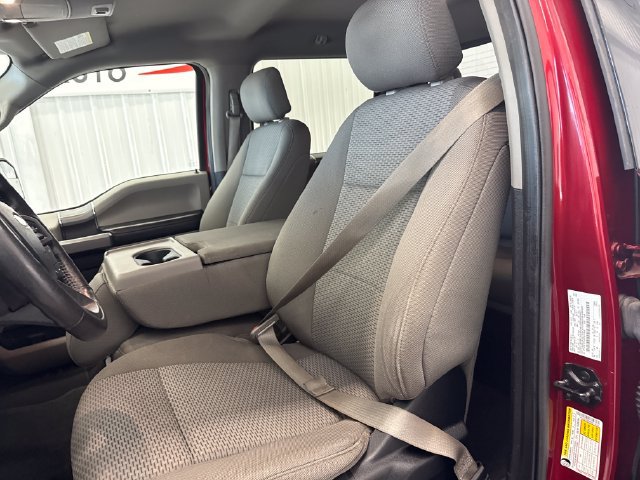 Used 2019 Ford F150 XLT w/ Equipment Group 302A Luxury AWD/4WD image 37