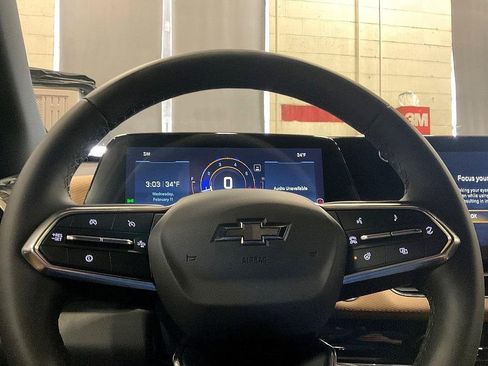 New 2026 Chevrolet Equinox ACTIV w/ Convenience Package III image 24