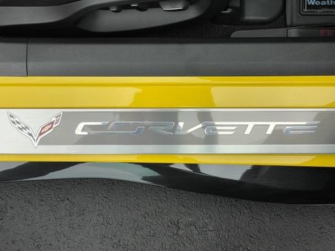 Used 2016 Chevrolet Corvette Z06 w/ Z07 Performance Package RWD image 25
