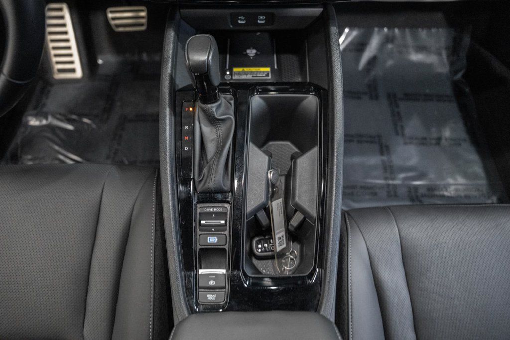 Used 2025 Honda Accord Sport image 17