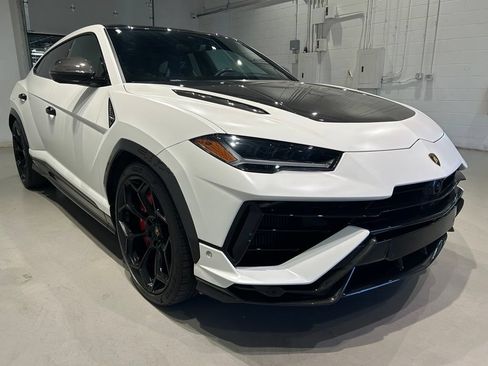 Used 2024 Lamborghini Urus Performante AWD/4WD image 8