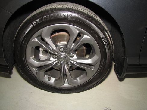 Certified 2023 Honda Accord EX image 26